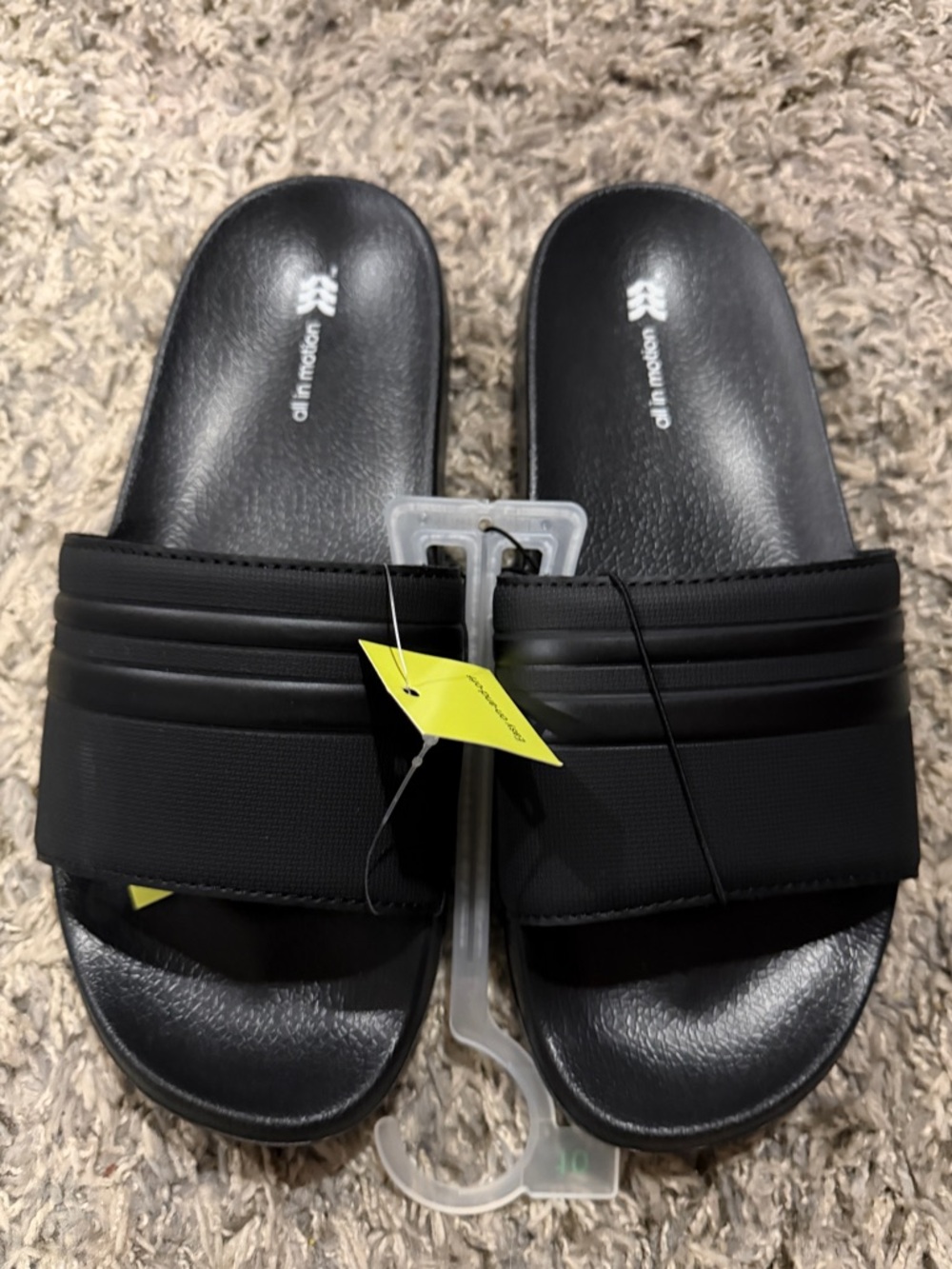 Men’s All in Motion Black Winston Slides